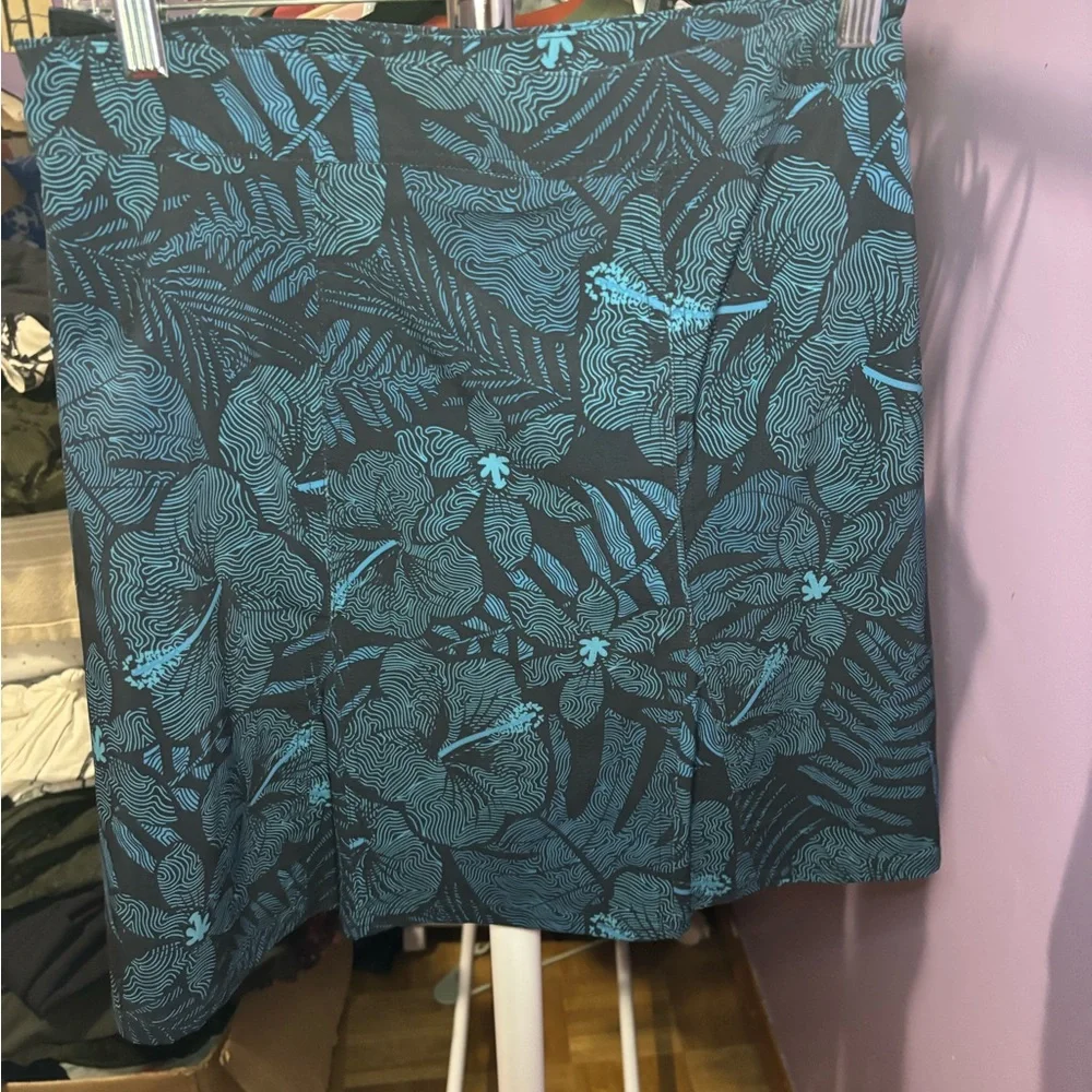 Ripskirt Hawaii coverup, Tropical Print Skirt in Black and Blue - Picture 1 of 3